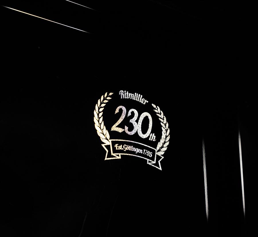 Ritmüller RZ9-PE Upright Piano - Polished Ebony